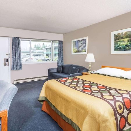 Super 8 By Wyndham Quesnel Bc Hotel Luaran gambar